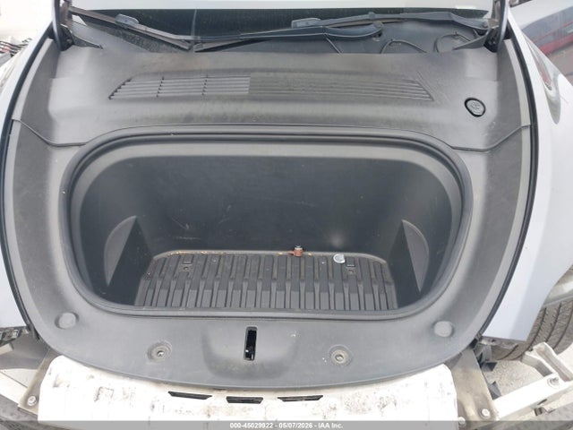 Продажа на аукционе авто 2021 Tesla Model Y Long Range Dual Motor All-wheel Drive, vin: 5YJYGDEE5MF140613, номер лота: 45029922