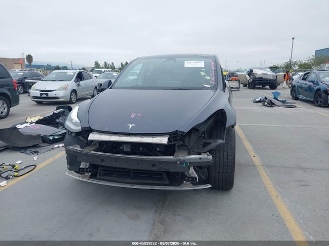 Продажа на аукционе авто 2021 Tesla Model Y Long Range Dual Motor All-wheel Drive, vin: 5YJYGDEE5MF140613, номер лота: 45029922