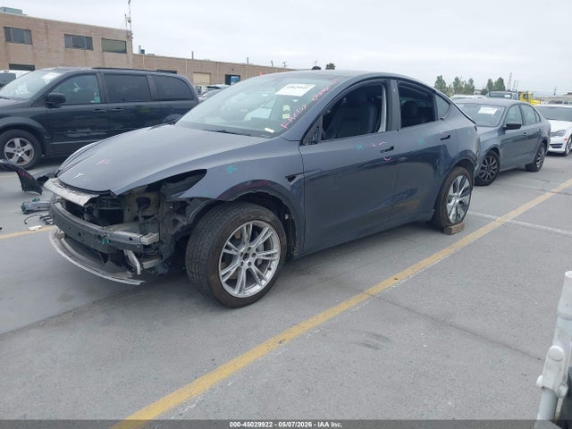 Продажа на аукционе авто 2021 Tesla Model Y Long Range Dual Motor All-wheel Drive, vin: 5YJYGDEE5MF140613, номер лота: 45029922