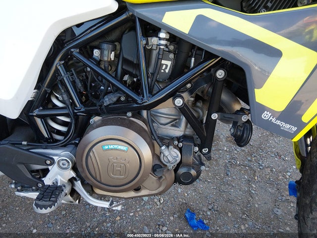 Aukcja sprzedaży 2020 Husqvarna Supermoto 701, vin: VBKUSV408LM776567, numer aukcji: 45029923