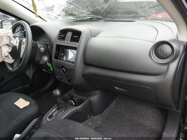 Продаж на аукціоні авто 2015 Nissan Versa 1.6 S+, vin: 3N1CN7AP7FL818343, номер лоту: 45029934