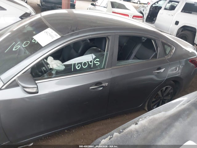 1N4AL3AP4JC111181 Nissan Altima 2.5 Sr