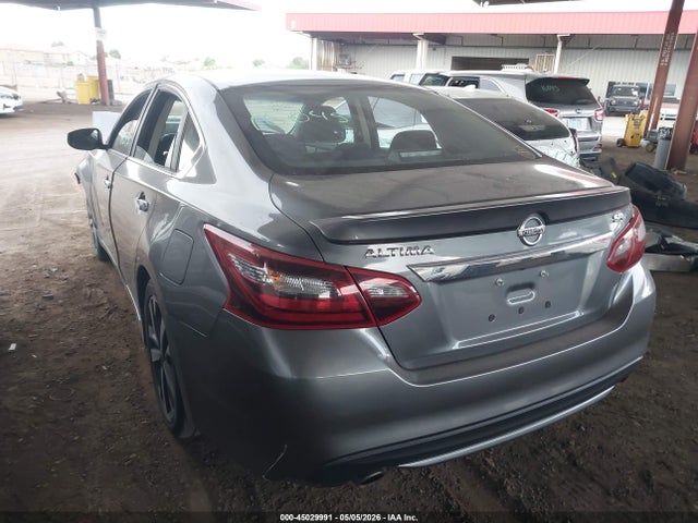 1N4AL3AP4JC111181 Nissan Altima 2.5 Sr