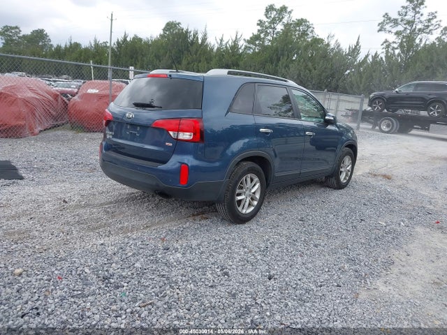 5XYKT3A62FG611509 KIA SORENTO LX