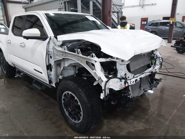45030015 :رقم المزاد ، 3TMLB5JNXRM060330 vin ، 2024 Toyota Tacoma Trd Sport مزاد بيع