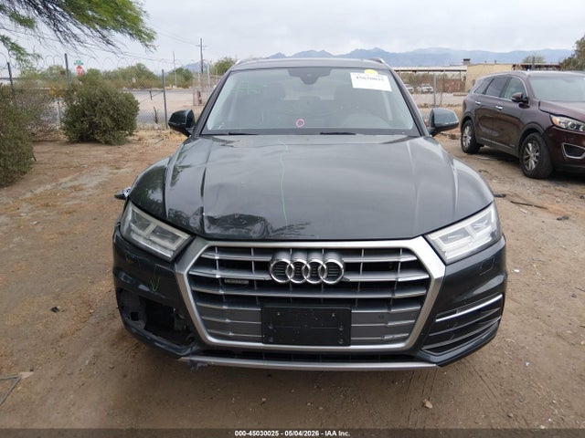 WA1BNAFY8J2213033 Audi Q5 2.0t Premium