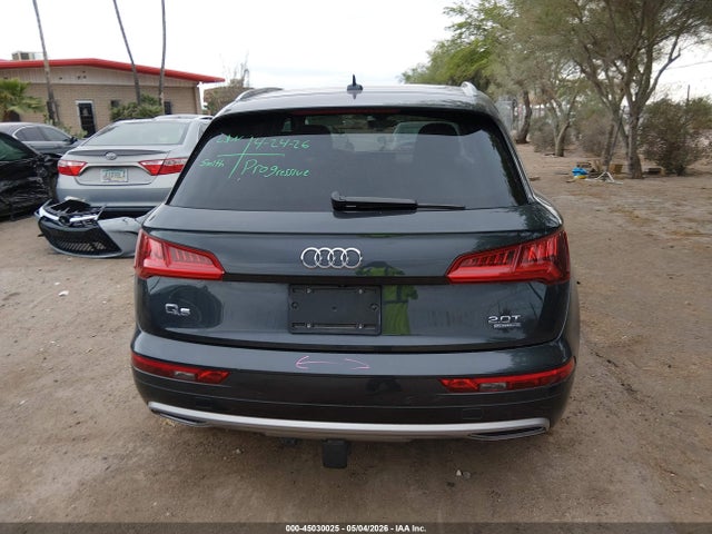WA1BNAFY8J2213033 Audi Q5 2.0t Premium