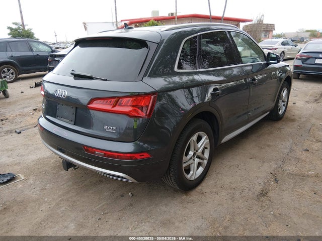 WA1BNAFY8J2213033 Audi Q5 2.0t Premium