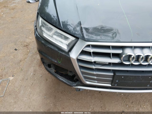 WA1BNAFY8J2213033 Audi Q5 2.0t Premium