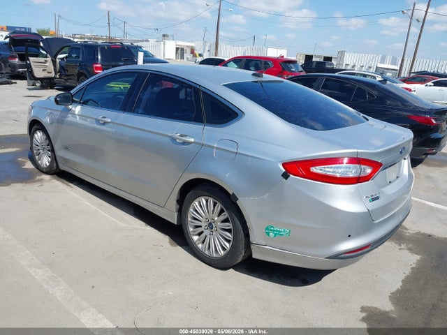 45030026 :رقم المزاد ، 3FA6P0PU8FR147311 vin ، 2015 Ford Fusion Energi Se Luxury مزاد بيع