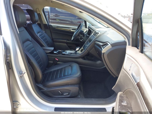 45030026 :رقم المزاد ، 3FA6P0PU8FR147311 vin ، 2015 Ford Fusion Energi Se Luxury مزاد بيع
