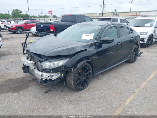 45030058 :رقم المزاد ، SHHFK7H49JU207363 vin ، 2018 Honda Civic Sport مزاد بيع