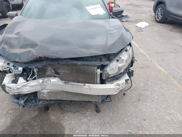 45030058 :رقم المزاد ، SHHFK7H49JU207363 vin ، 2018 Honda Civic Sport مزاد بيع