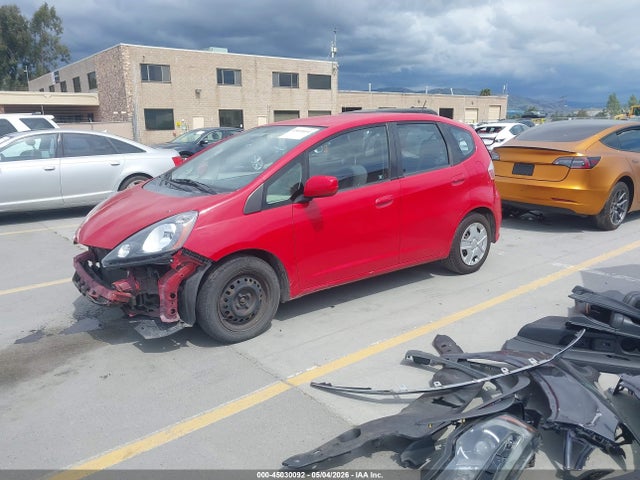 45030092 :رقم المزاد ، JHMGE8H33DC026172 vin ، 2013 Honda Fit مزاد بيع