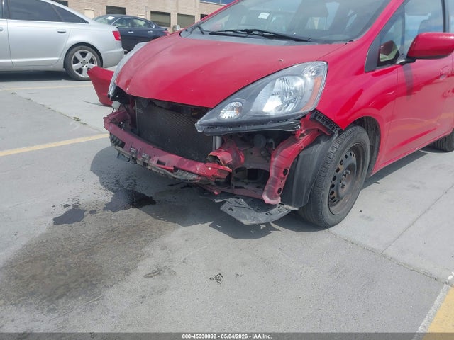 45030092 :رقم المزاد ، JHMGE8H33DC026172 vin ، 2013 Honda Fit مزاد بيع