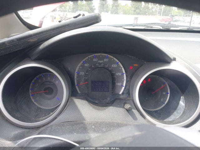 45030092 :رقم المزاد ، JHMGE8H33DC026172 vin ، 2013 Honda Fit مزاد بيع