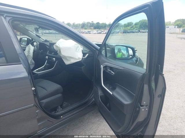 Продажа на аукционе авто 2022 Toyota Rav4 Hybrid Xle, vin: 4T3RWRFV5NU053941, номер лота: 45030104