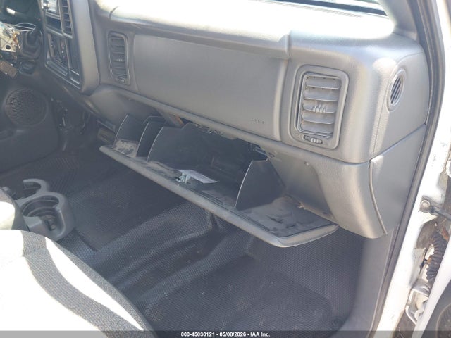 2006 Chevrolet Silverado 2500hd Work Truck მანქანა იყიდება აუქციონზე, vin: 1GCHC29UX6E155548, აუქციონის ნომერი: 45030121