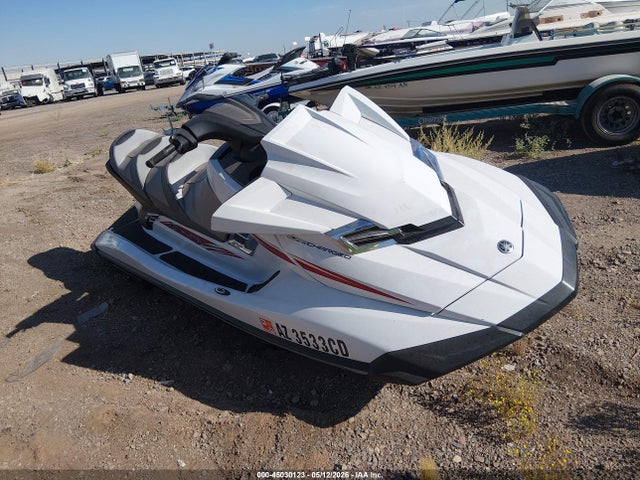 45030123 :رقم المزاد ، YAMA1387I516 vin ، 2015 Yamaha Fx Cruiser مزاد بيع