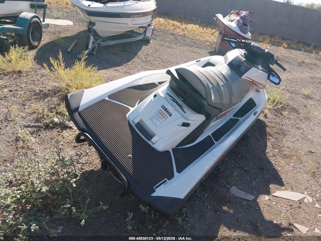45030123 :رقم المزاد ، YAMA1387I516 vin ، 2015 Yamaha Fx Cruiser مزاد بيع