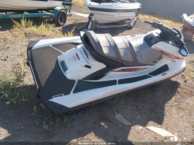 45030123 :رقم المزاد ، YAMA1387I516 vin ، 2015 Yamaha Fx Cruiser مزاد بيع