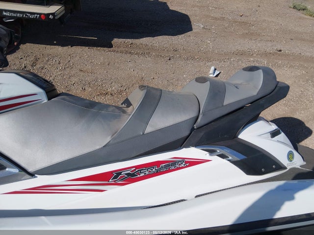 45030123 :رقم المزاد ، YAMA1387I516 vin ، 2015 Yamaha Fx Cruiser مزاد بيع