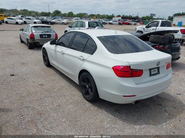 2014 Bmw 320i მანქანა იყიდება აუქციონზე, vin: WBA3B1C50EP678960, აუქციონის ნომერი: 45030140