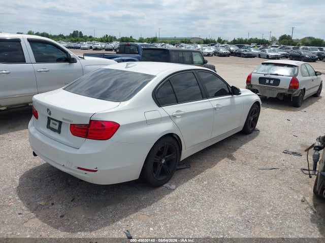 2014 Bmw 320i მანქანა იყიდება აუქციონზე, vin: WBA3B1C50EP678960, აუქციონის ნომერი: 45030140