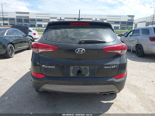 2016 Hyundai Tucson Sport მანქანა იყიდება აუქციონზე, vin: KM8J33A28GU268788, აუქციონის ნომერი: 45030153