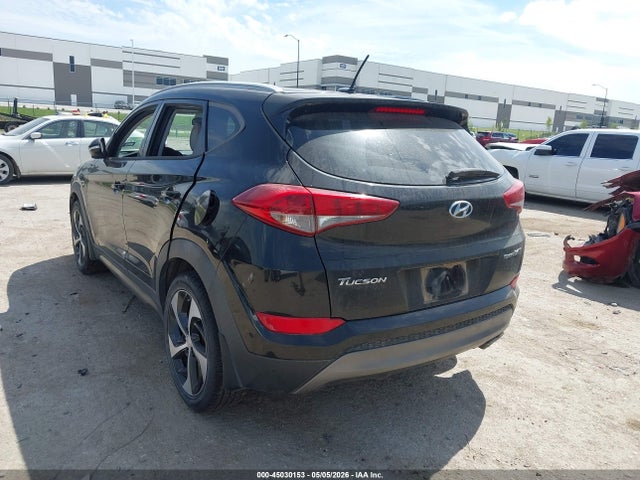 2016 Hyundai Tucson Sport მანქანა იყიდება აუქციონზე, vin: KM8J33A28GU268788, აუქციონის ნომერი: 45030153