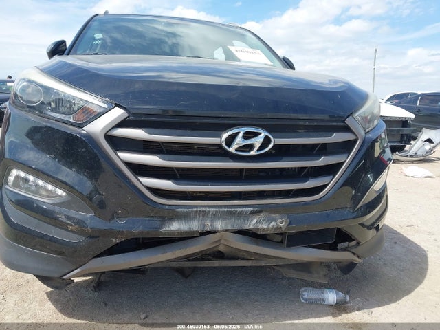 2016 Hyundai Tucson Sport მანქანა იყიდება აუქციონზე, vin: KM8J33A28GU268788, აუქციონის ნომერი: 45030153