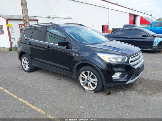 Ford ESCAPE SE 2018 1FMCU9GD2JUC90326 zdjęcie główne