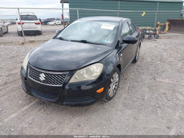 2013 Suzuki Kizashi Se მანქანა იყიდება აუქციონზე, vin: JS2RF9A34D6100033, აუქციონის ნომერი: 45030177