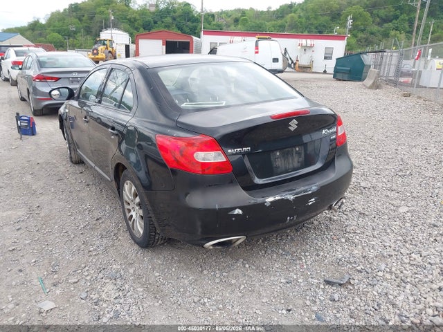 2013 Suzuki Kizashi Se მანქანა იყიდება აუქციონზე, vin: JS2RF9A34D6100033, აუქციონის ნომერი: 45030177