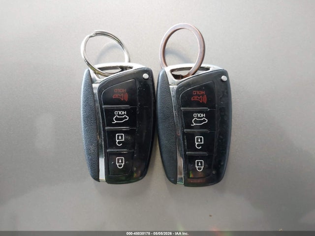 2017 Hyundai Santa Fe Limited Ultimate მანქანა იყიდება აუქციონზე, vin: KM8SR4HF2HU175140, აუქციონის ნომერი: 45030178