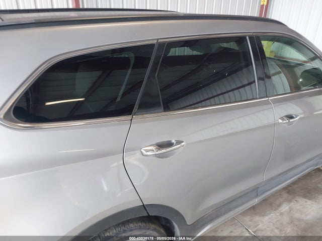 2017 Hyundai Santa Fe Limited Ultimate მანქანა იყიდება აუქციონზე, vin: KM8SR4HF2HU175140, აუქციონის ნომერი: 45030178