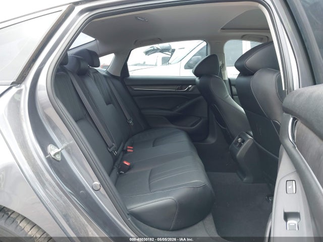 Продажа на аукционе авто 2018 Honda Accord Hybrid Touring, vin: 1HGCV3F94JA012428, номер лота: 45030182
