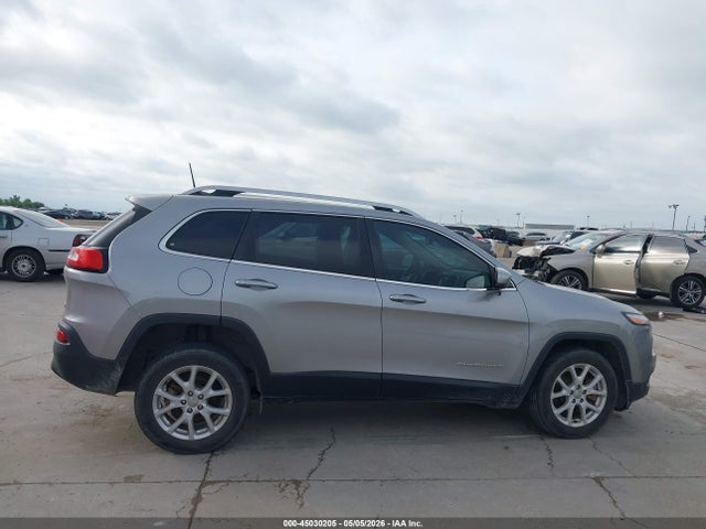 Продажа на аукционе авто 2017 Jeep Cherokee Latitude Fwd, vin: 1C4PJLCB3HW640674, номер лота: 45030205