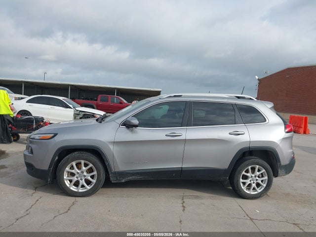 Продажа на аукционе авто 2017 Jeep Cherokee Latitude Fwd, vin: 1C4PJLCB3HW640674, номер лота: 45030205