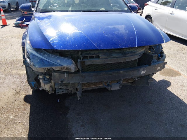 KMHLS4AG5PU411970 Hyundai ELANTRA SEL