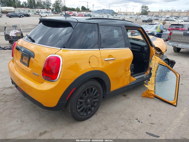 Mini Hardtop Cooper 2017 WMWXU1C38H2D58171 Image 4
