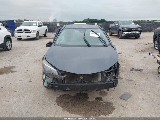 Продажа на аукционе авто 2018 Toyota Corolla Le, vin: 5YFBURHE4JP759727, номер лота: 45030231