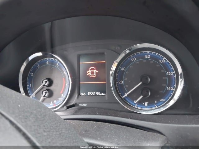 Продажа на аукционе авто 2018 Toyota Corolla Le, vin: 5YFBURHE4JP759727, номер лота: 45030231