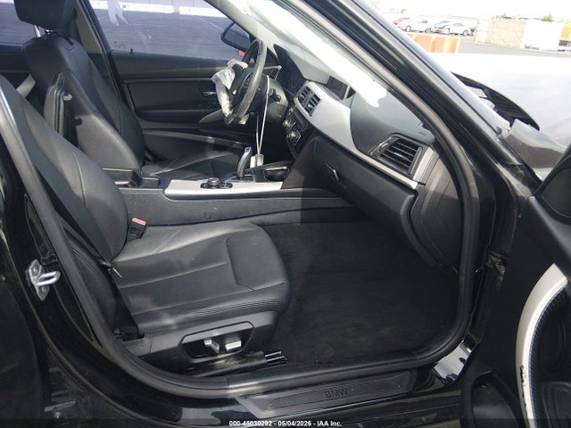 BMW 320i 2018 WBA8A9C50JAH11995 Image 5
