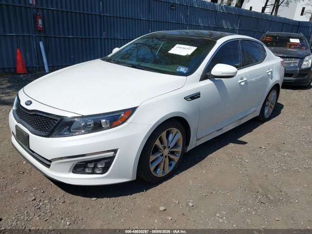 2015 Kia Optima Sxl Turbo მანქანა იყიდება აუქციონზე, vin: 5XXGR4A64FG476208, აუქციონის ნომერი: 45030297