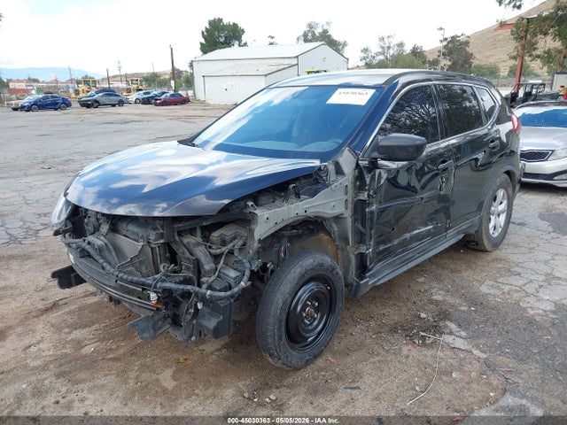 45030363 :رقم المزاد ، JN8AT2MT2HW137708 vin ، 2017 Nissan Rogue S مزاد بيع