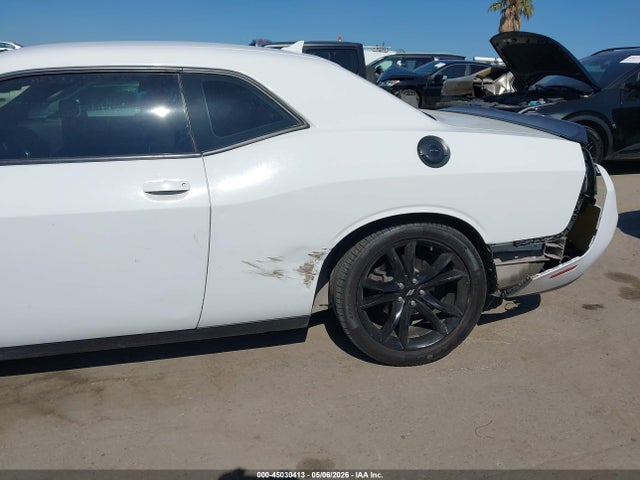 Dodge Challenger Sxt 2018 2C3CDZAG8JH288157 Image 6