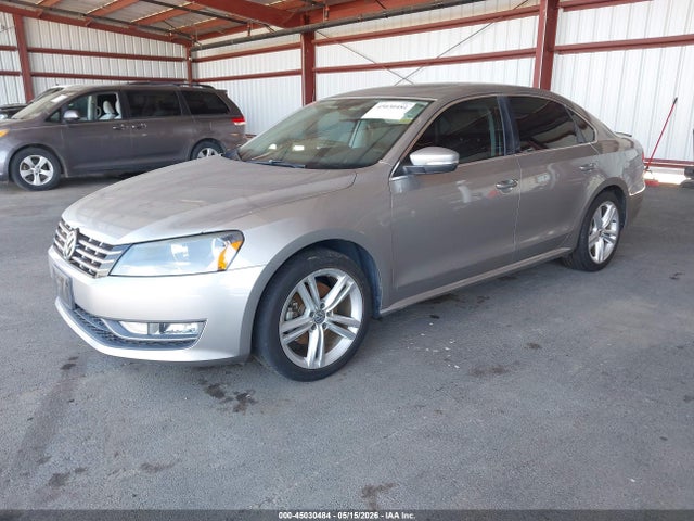 Aukcja sprzedaży 2014 Volkswagen Passat 2.0l Tdi Sel Premium, vin: 1VWCN7A31EC101812, numer aukcji: 45030484
