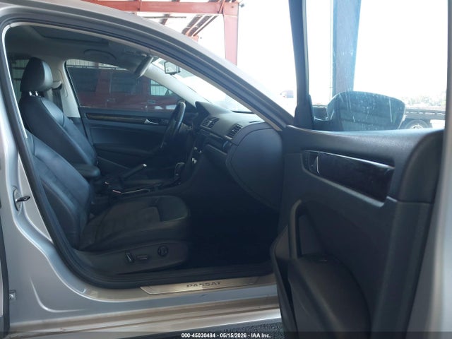 Aukcja sprzedaży 2014 Volkswagen Passat 2.0l Tdi Sel Premium, vin: 1VWCN7A31EC101812, numer aukcji: 45030484