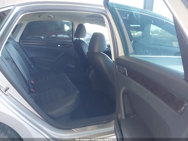 Aukcja sprzedaży 2014 Volkswagen Passat 2.0l Tdi Sel Premium, vin: 1VWCN7A31EC101812, numer aukcji: 45030484
